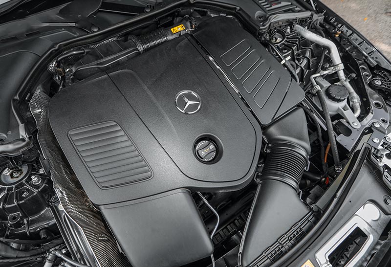 Giá xe Mercedes-Benz C 200 Avantgarde Plus